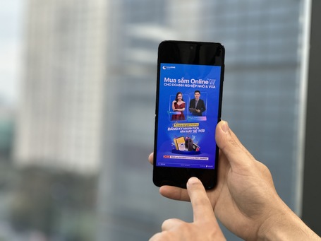 Livestream chia sẻ cách giúp doanh nghiệp vượt suy thoái kinh tế